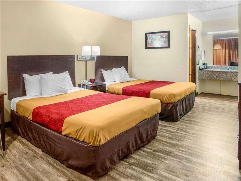 Econo Lodge Near Missouri University Of Science And Technology Rolla Exteriör bild