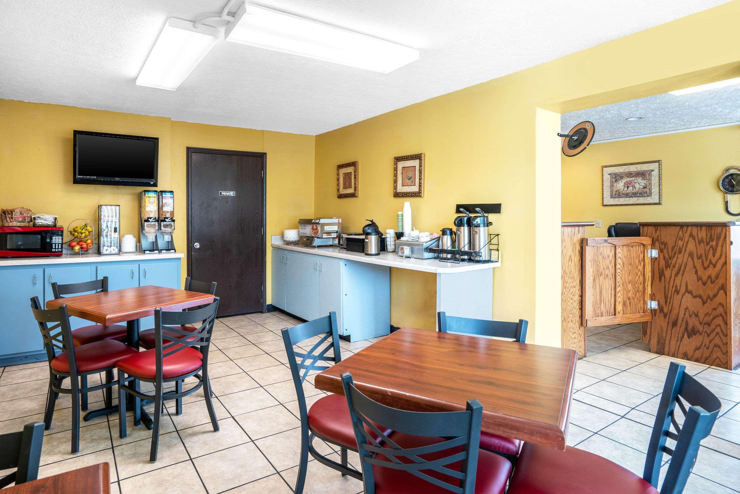 Econo Lodge Near Missouri University Of Science And Technology Rolla Exteriör bild